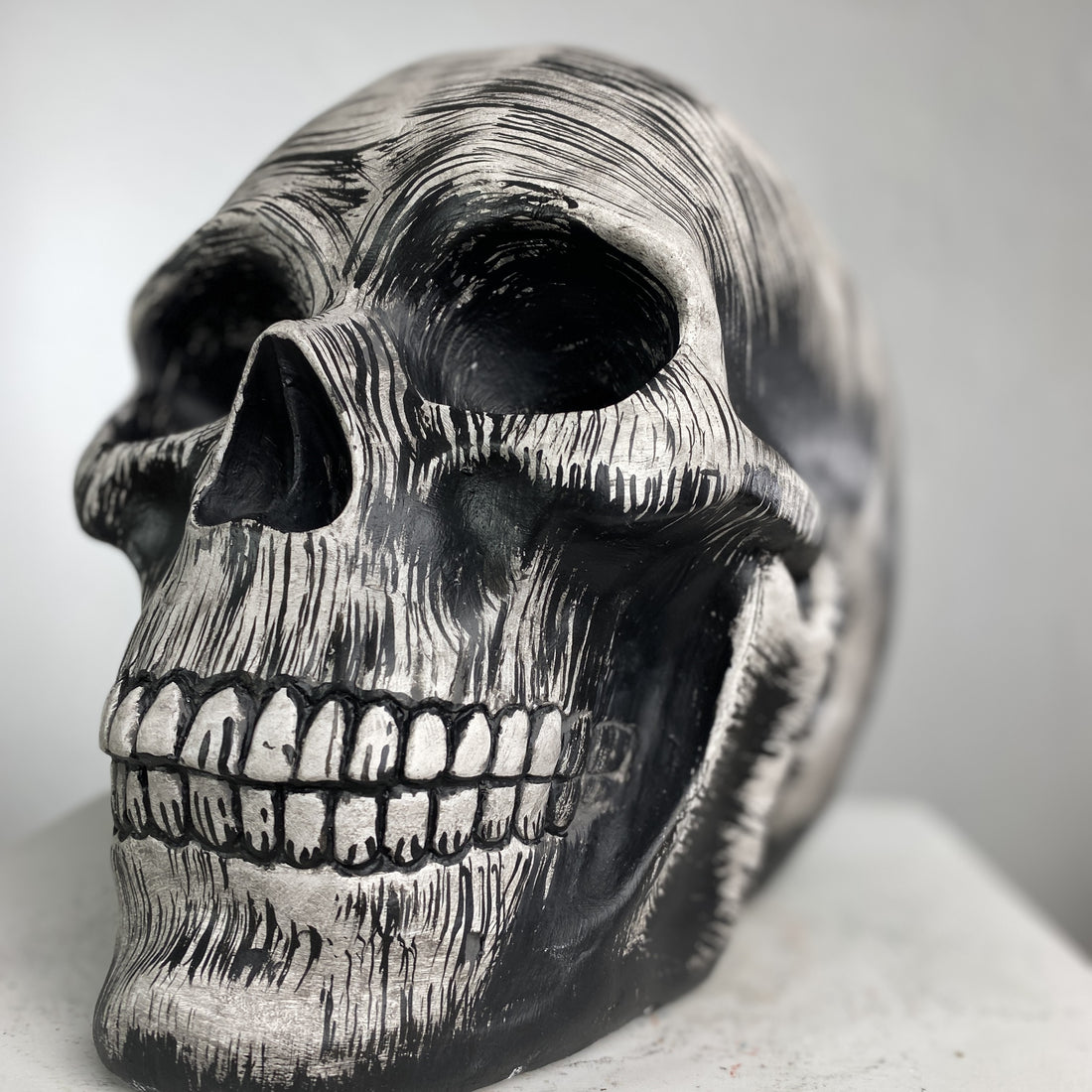 Skull "Graphite Gray" Sculpture